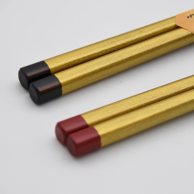 B471b「黒網目 朱箸洗 5個」箱書は表書のみ　木地　外朱漆塗　内黒漆塗 B471b「黒網目 朱箸洗 5個」箱書は表書のみ 木地 外朱漆塗 内黒漆塗