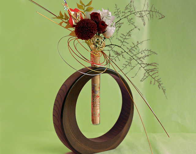漆器とプリザーブドフラワーのセット｜花生・花器・花台｜京都 漆塗り