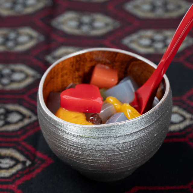 ゆらぎボール 銀嵯美 中 木製 漆塗り FC6-4 漆器の井助