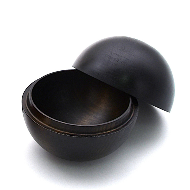 ボンボニエール 黒スリ/赤スリ