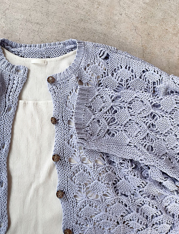 　『　綺麗な透かし編みに一目惚れ！激レアカーデ発売！　』　綿アクリルすかし編み2WAYカーディガン