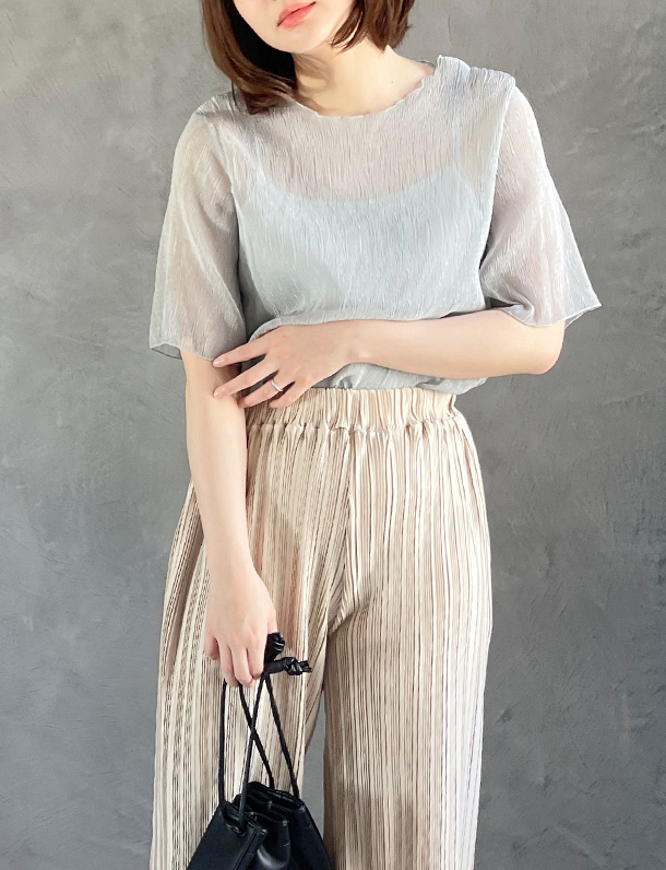 『　インスタでバズってるキャミ付きシフォンブラウス最新作！入荷待ち超絶のオフも！　』シフォン5分袖ブラウス＆光沢キャミソール