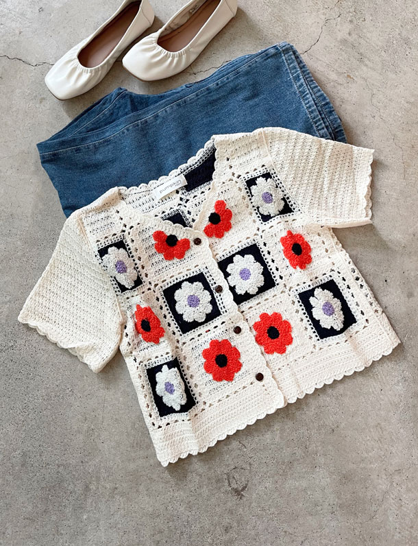 　　インスタサブ垢で大バズり！置き画していても可愛かった花柄モチーフ かぎ針 カーディガン登場！