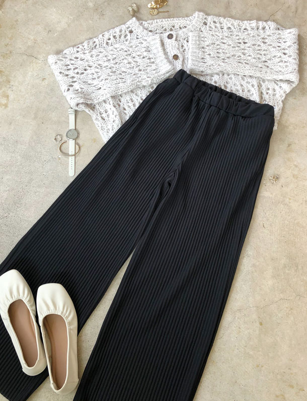 定番人気のラク履きプリーツパンツ。セルフカットもOK！ポケ付きプリーツパンツ