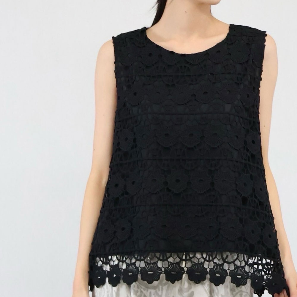 ラスト1着！春の早割り　【メール便対応】　『　インスタで大人気！　』　レース　ノースリーブ　ブラウス