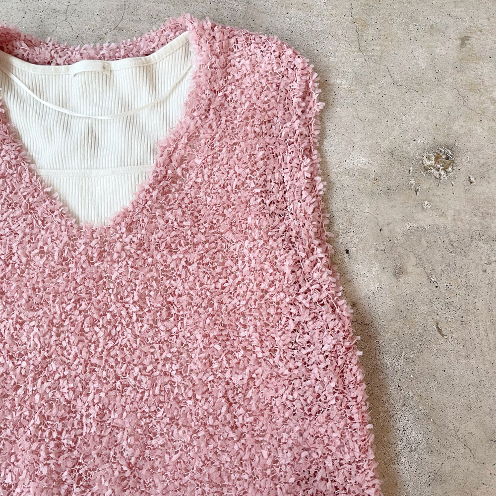 　【メール便対応】 　『　インスタで大人気！　』 　これは可愛い！チョウチョウヤーンベスト登場！