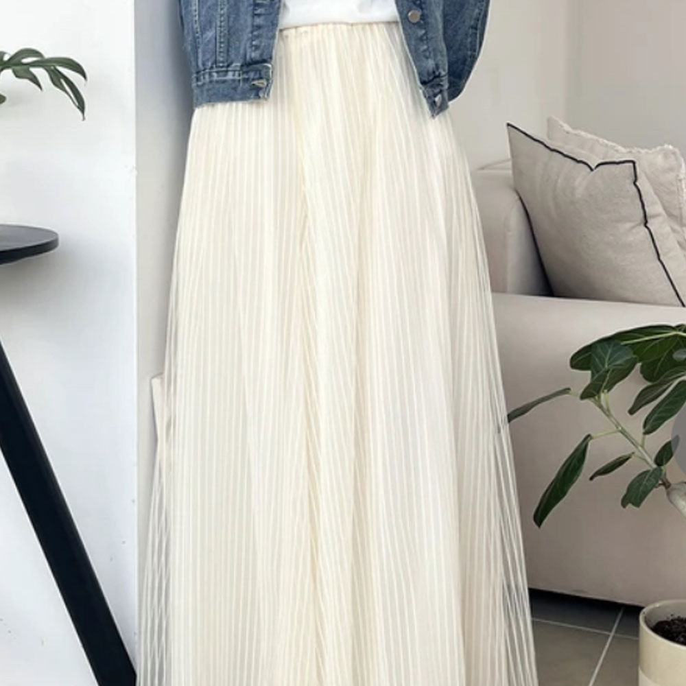 【3月上旬入荷予定】春の早割り【メール便対応】　【2026新作商品】ストライプチュールボリュームスカーチョ