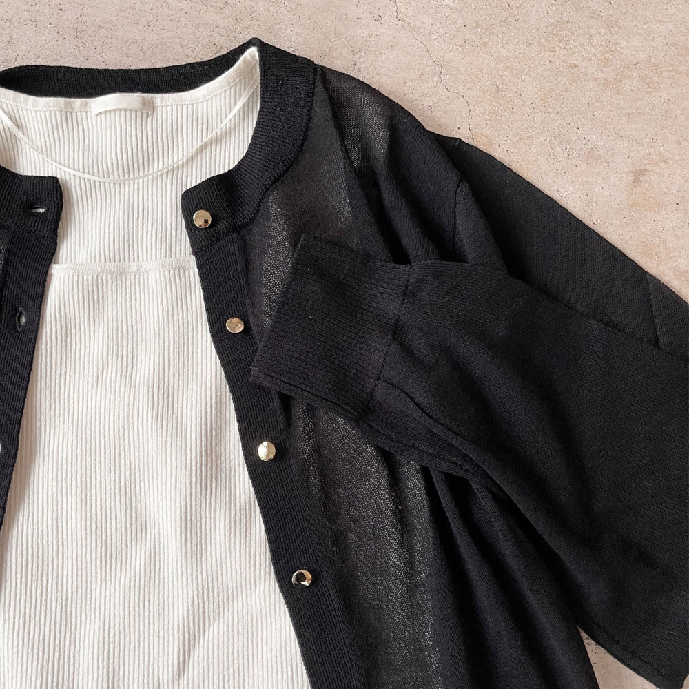 【4月下旬入荷予定】 春の早割り　【メール便対応】　シアーゴールドボタンクルーネックカーディガン