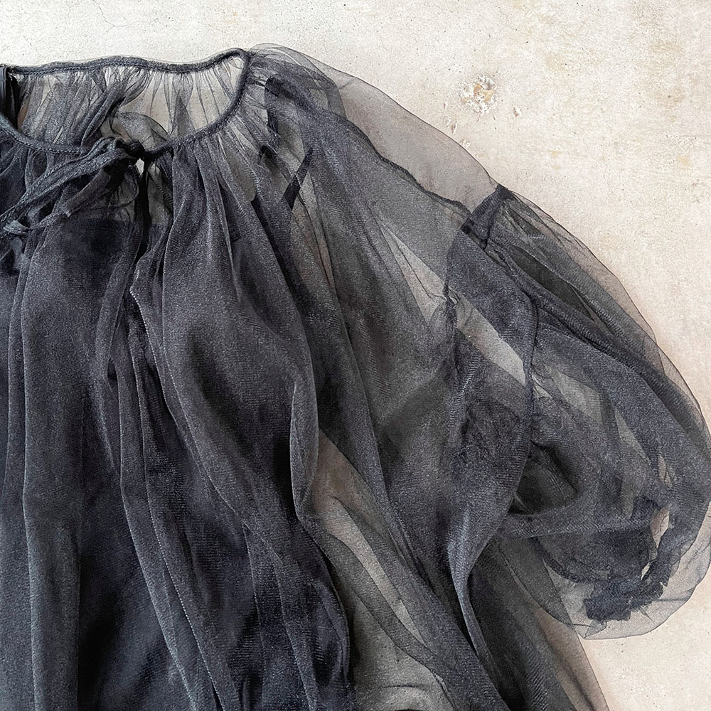 ラメチュールレイヤードギャザーブラウス