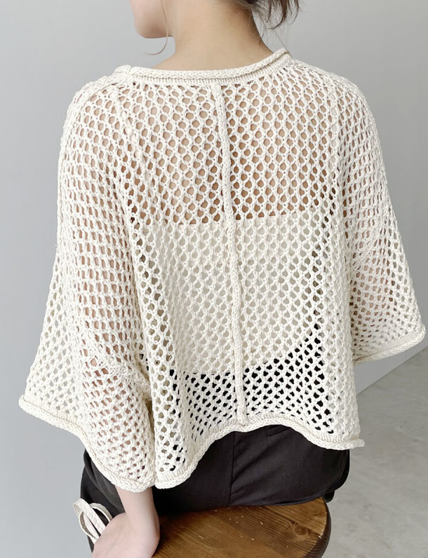 昨年インスタで大バズりした伝説のメッシュ編みトップス登場