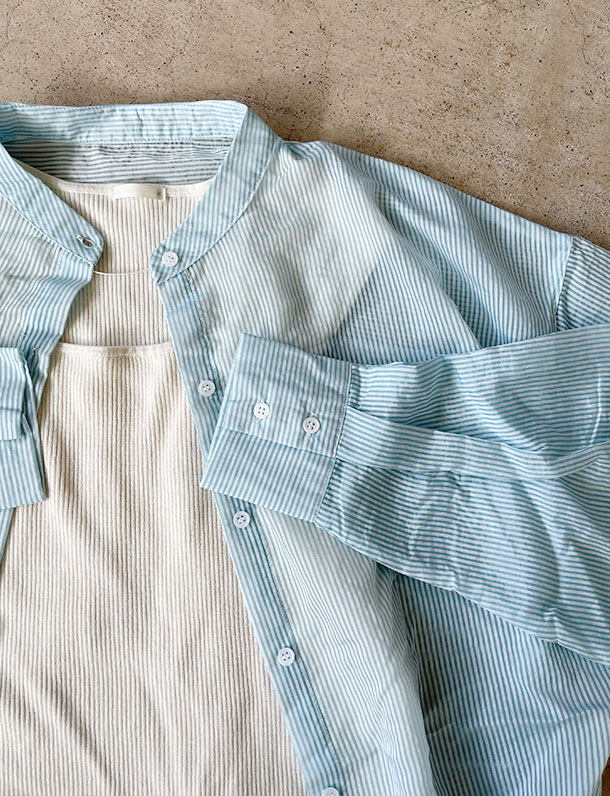 【在庫限り/予定】 爽やかストライプ×シアーが可愛い！着回し力抜群のバンドカラーシアーシャツ