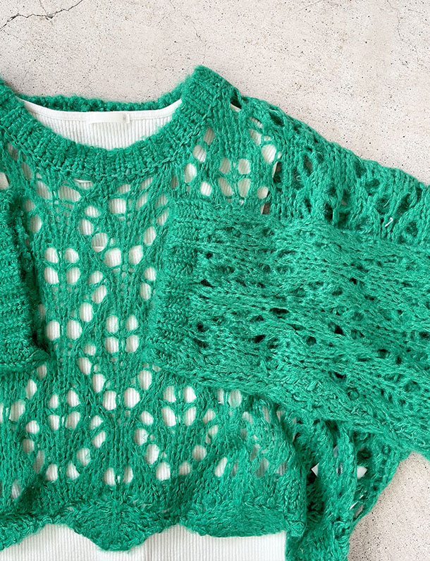 人気炸裂の透かし編みが可愛い！温かみのあるモヘア風起毛糸ショート丈プルオーバー
