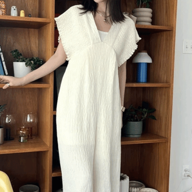 シャーリングVネックサロペット