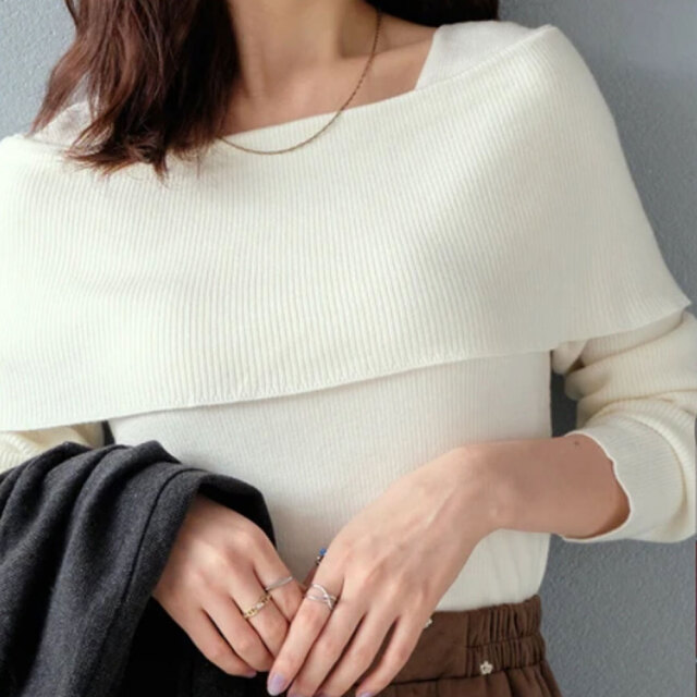 【11月上旬入荷予定】オータムセール　『　インスタで大人気！　』　オフショルニットトップス