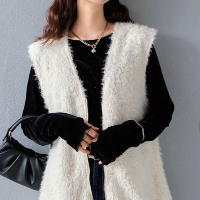 【11月上旬入荷予定】 オータムセール　『　インスタで大人気！　』　シャギーボアWジップベスト