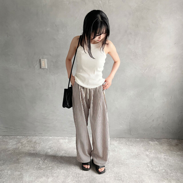 ウィンターセール! 【即納】 【SALE目玉】 【急上昇】 【メール便対応】 『 インスタで大人気! 』 ストライプ柄イージーパンツ