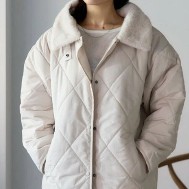 クリスマスセール　【12月上旬入荷予定】 　『　インスタで大人気！　』　スタンドカラーファー襟キルティングブルゾン
