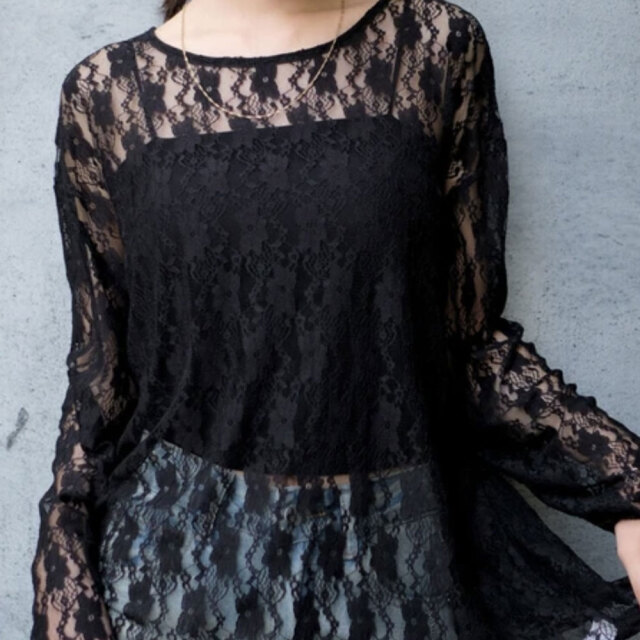 新品AXARA PARIS★美しいレーストップブラウス★スタイリッシュ★フランス レースブラウス