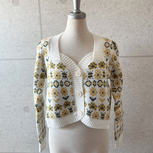 花柄ショートニットカーディガン