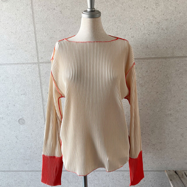 【7月上旬入荷予定】　【メール便対応】 サマーセール　『　インスタで大人気！　』　プリーツ加工配色袖トップス