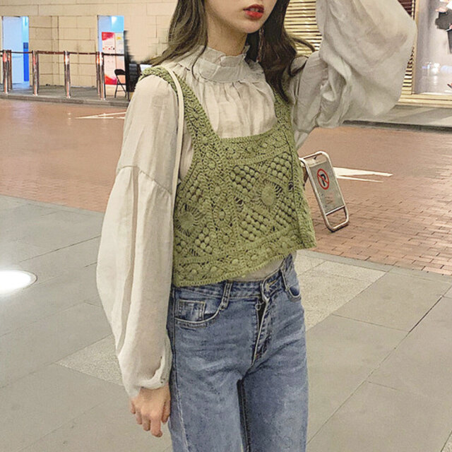 ベージュ プリーツ加工 タンクトップ ビスチェ ベージュ プリーツ加工 タンクトップ ビスチェ - メルカリ