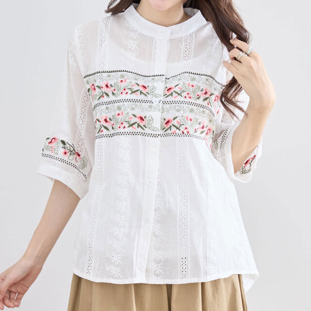 スプリングセール！　『　インスタで大人気！　』 　フラワー刺繍バンドカラーブラウス