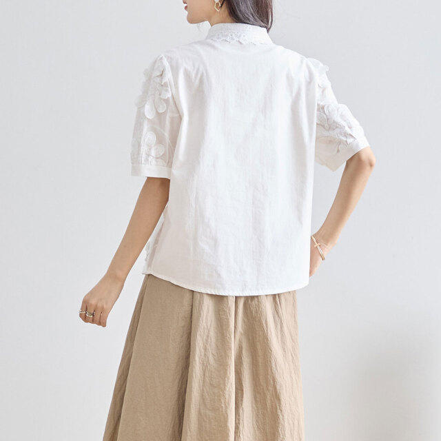 Drawer ドゥロワー　フラワー刺繍　ブラウス　シャツ　24SS Drawer（ドゥロワー）の「Drawer フラワージャカードブラウス