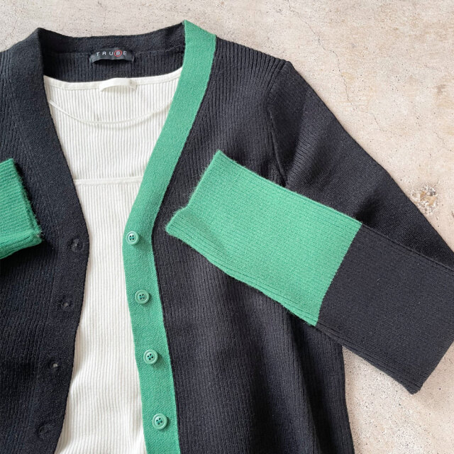 ウィンターセール　【2月上旬入荷予定】 【メール便対応】　『　インスタで大人気！　』　配色アクセントリブニットカーディガン