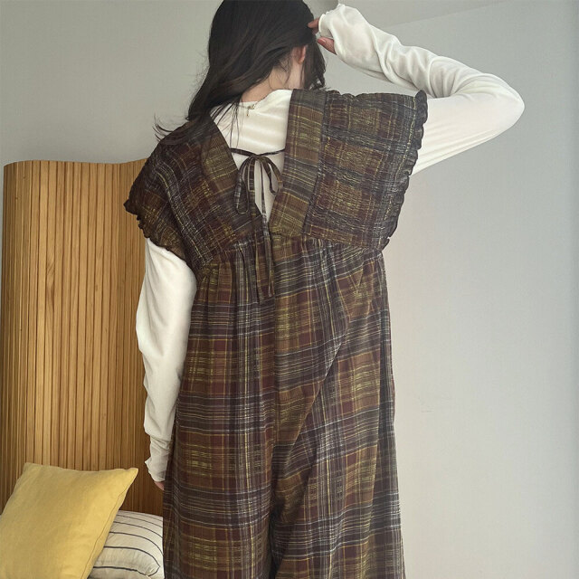 チェック柄シャーリングVネックサロペット