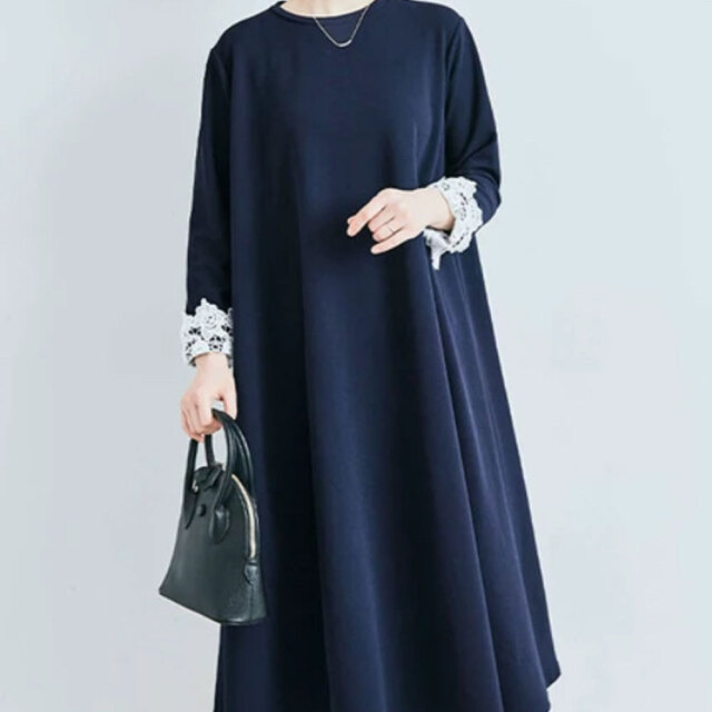 【1月中旬入荷予定】 ウィンターセール！　付け外し可能なカフスフレアワンピース