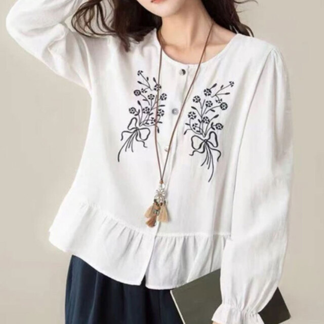 【3月上旬入荷予定】 春の早割り【メール便対応】【2026新作】リボンブーケ刺繍 ペプラムシャツ