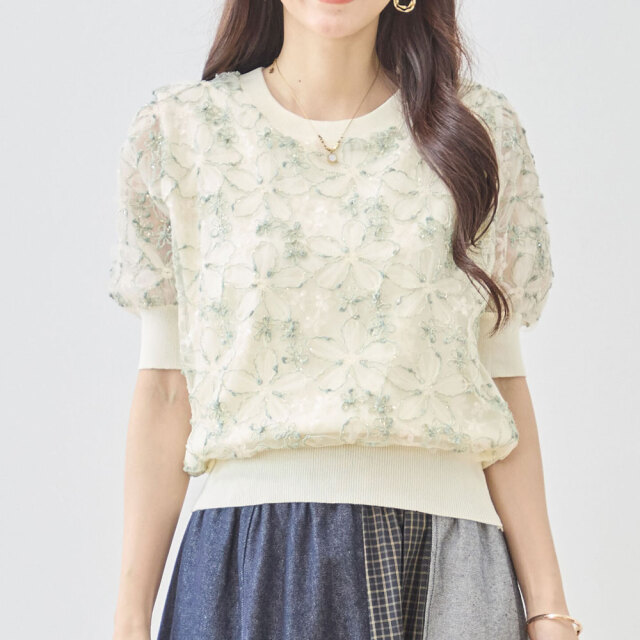 ラスト1着　春の早割り　【メール便対応】【2026新作】エンブロイダリーフラワープルオーバー