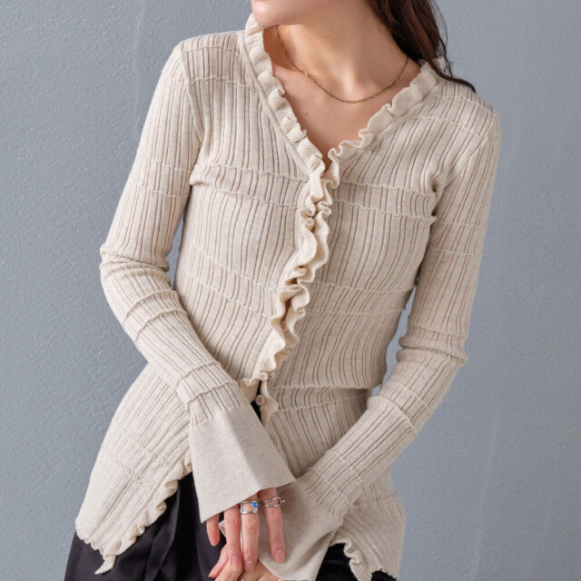 ラスト1着  春の早割り　『　インスタサブ垢で大人気！　』   フリルリブニットカーディガン