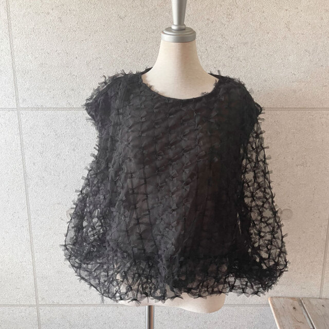 【8月下旬入荷予定】 秋の早割り【メール便対応】 リボンチュールバルーンプルオーバー リボンチュール フリンジジャガードシアーベストブラウス