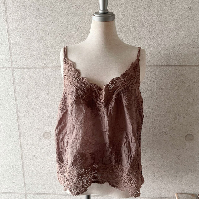 【モカ、ブラック5月下旬入荷予定】　【圧倒的人気！】　春の早割り　【メール便対応】　『　インスタサブ垢で大人気！　』コットンレースレイヤードキャミソール