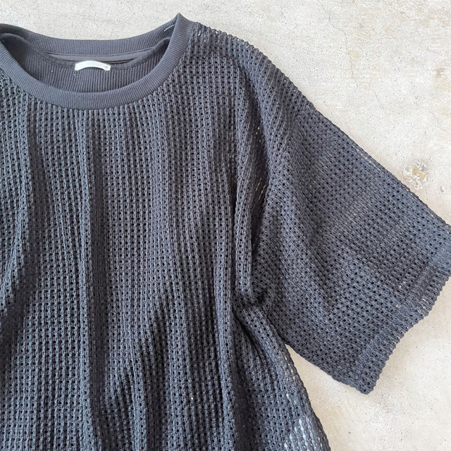 『　インスタサブ垢で大人気！　』  メッシュTシャツ