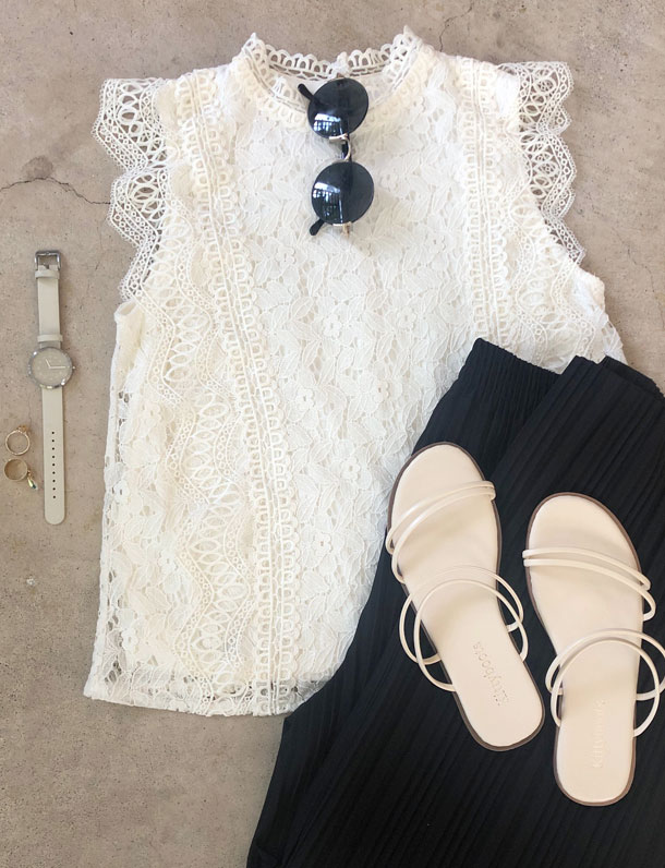 花柄レースが綺麗なトップス！ノースリーブトップス