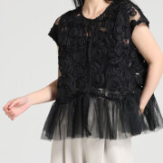 ラスト1着 【メール便対応】オータムセール　『　インスタで大人気！　』　立体フラワーモチーフ チュールジレ ペプラムデザイン