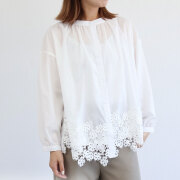 ラスト1着 【メール便対応】オータムセール　『　インスタで大人気！　』　裾レースバンドカラーシャツ