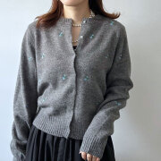 【12月中旬入荷予定】 オータムセール　『　インスタで大人気！　』　アルパカタッチフラワー刺繍カーディガン