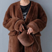 【重要/予約12月上旬入荷予定】オータムセール 『　インスタで大人気！　』　バッグ付きフェイクファーハーフコート