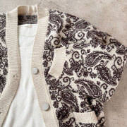 ウィンターセール！　【1月上旬入荷予定】 『　インスタで大人気！　』　ペーズリー柄ニットカーディガン