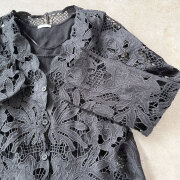 ラスト1着　 【メール便対応】オータムセール　『　インスタで大人気！　』　エレガントフローラルカットワークレースカーディガン