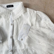 【2月上旬入荷予定】　【急上昇】　ウィンターセール　【メール便対応】　『　インスタサブ垢で大人気！　』　　レース襟フラワーレースシアーブラウス