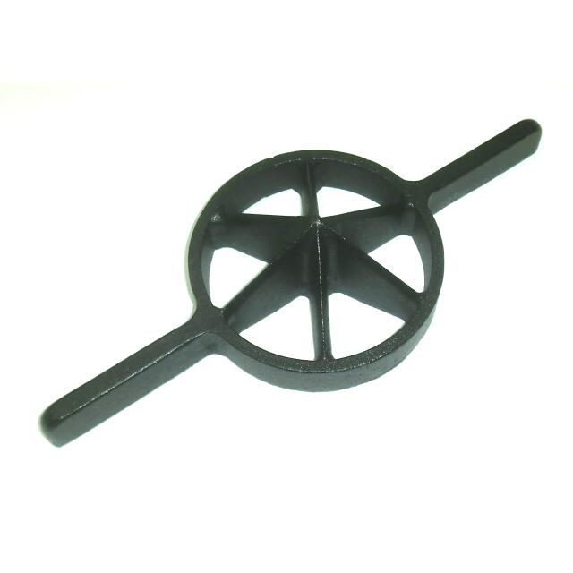 両手竹割り器（鋳物製）内径約１３０ｍｍ　中６ッ割