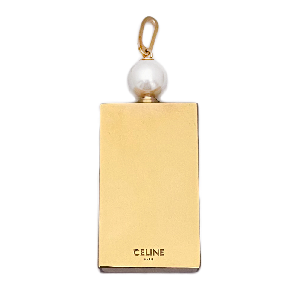 セリーヌ　スクエアー＆パール　ペンダントチャーム　ゴールド　CELINE