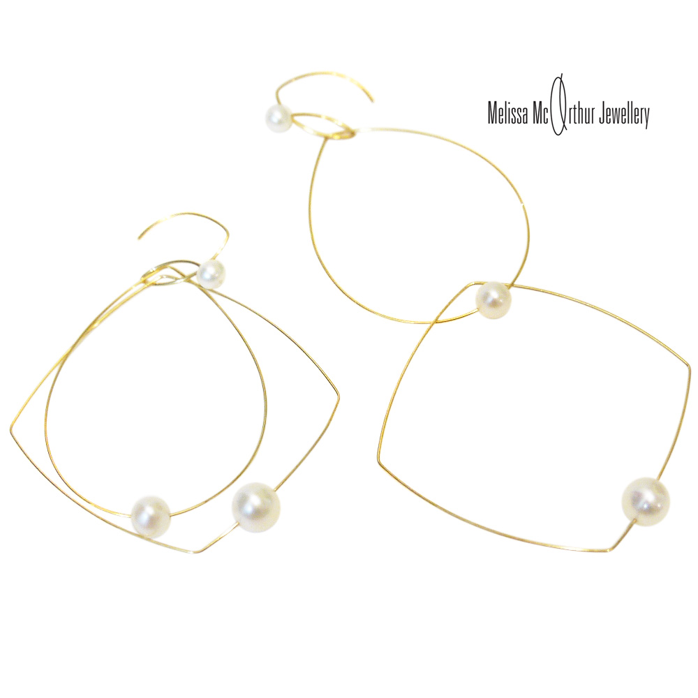 Melissa Mcarthur Jewellery ロンドン発ワイヤージュエリー22kゴールド　3WAY淡水パールピアス　メリッサマッカーサージュエリー