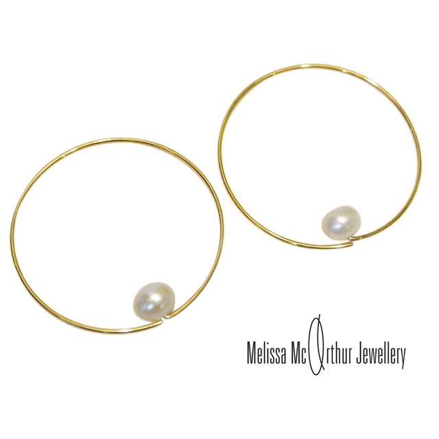 Melissa Mcarthur Jewellery ロンドン発ワイヤージュエリー22kゴールド　淡水パールピアス　フープ　メリッサマッカーサージュエリー