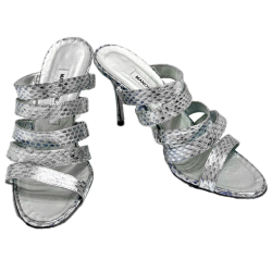 マノロブラニク　ミュールサンダル　シルバー　#35　MANOLO BLAHNIK