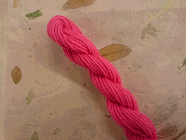 茜染　紅花染　糸